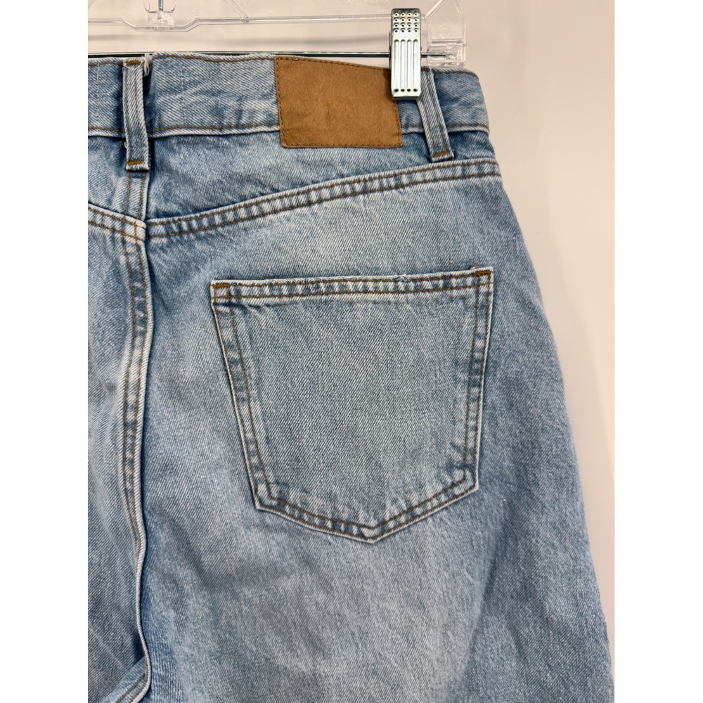 Cotton On Loose Straight Jean Light Wash Blue High Rise Relaxed Denim US 8 - Picture 4 of 5
